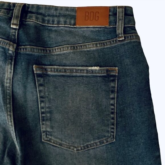 BDG Urban Outfitters AXYL Hi-Rise Straight Leg Slim Fit Cropped Jeans Size 31/32 - Picture 6 of 10